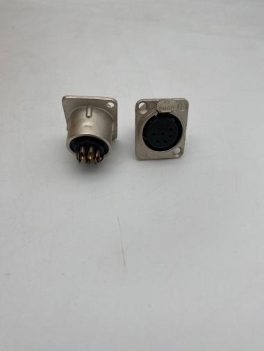 Chassisaansluiting female